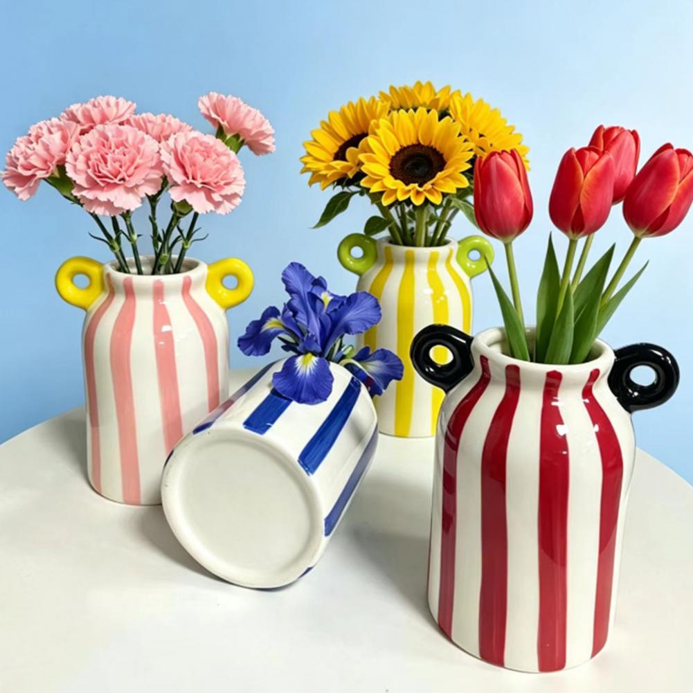 Pampas Grass Decor - Ceramiczny wazon w paski z dwoma