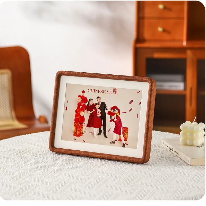 Elegancka, czarna, wykonana z  – Bamboo Photo Frame recenzja i cena